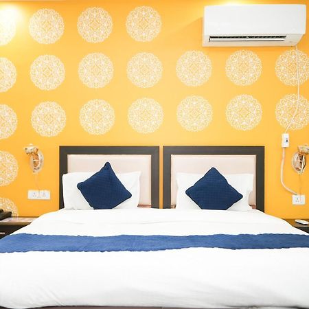 Tanvi Premium Residency Near Artemis Hospital, Gurugram Hotell Gurgaon Eksteriør bilde