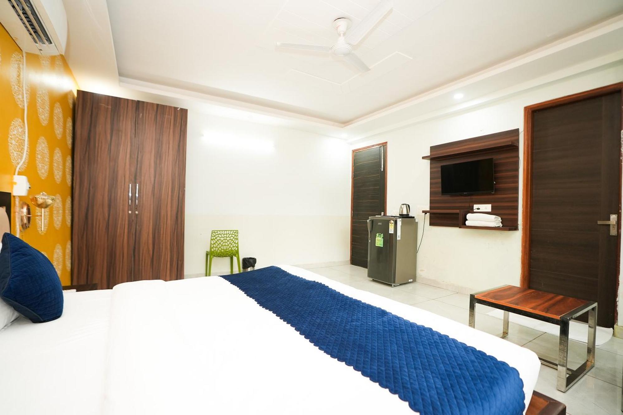 Tanvi Premium Residency Near Artemis Hospital, Gurugram Hotell Gurgaon Eksteriør bilde