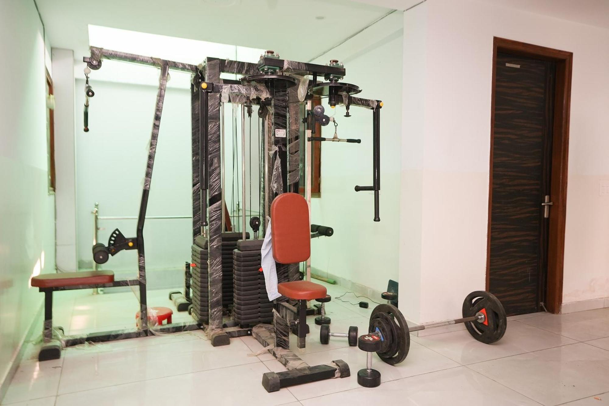 Tanvi Premium Residency Near Artemis Hospital, Gurugram Hotell Gurgaon Eksteriør bilde