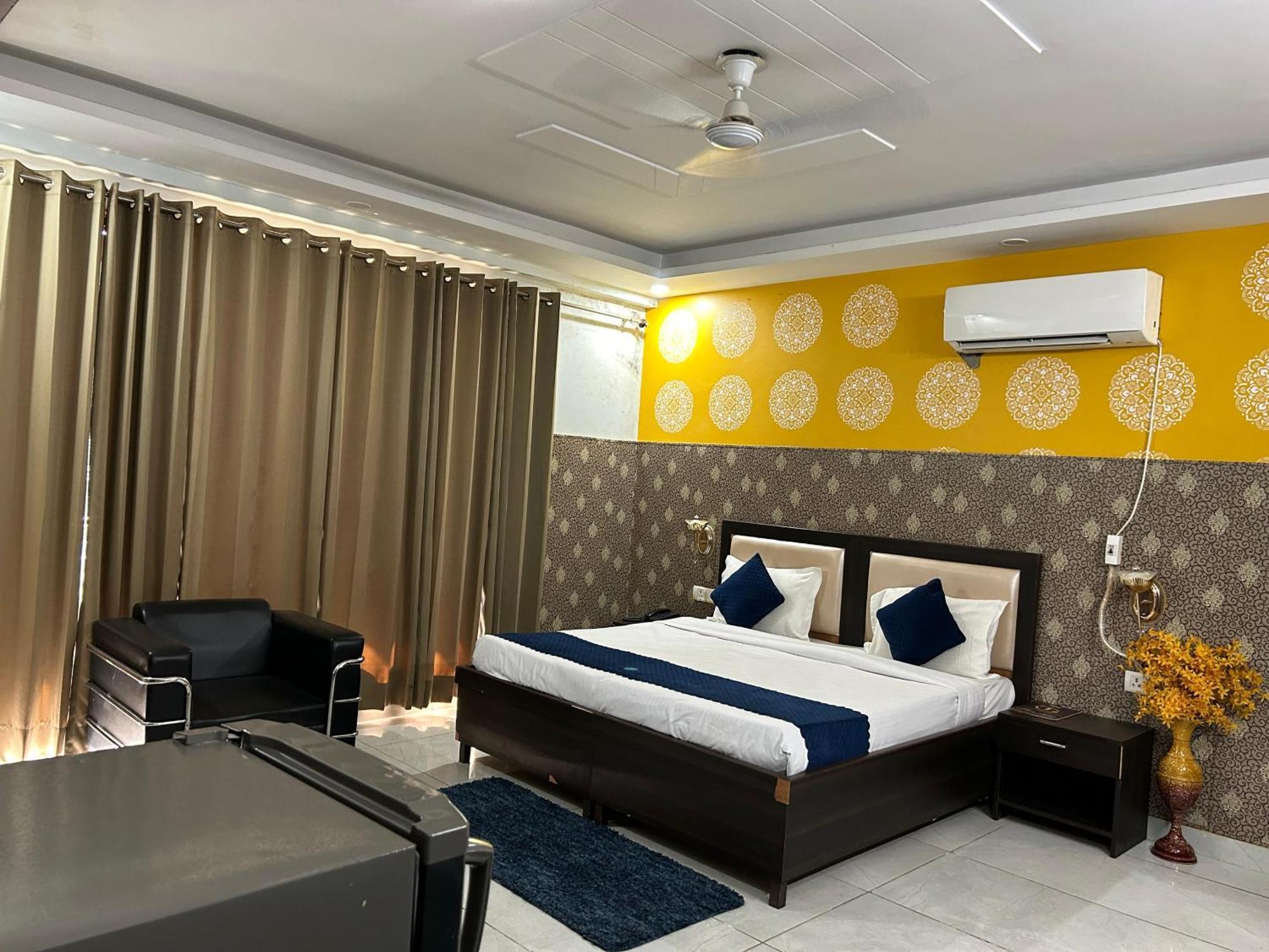 Tanvi Premium Residency Near Artemis Hospital, Gurugram Hotell Gurgaon Eksteriør bilde