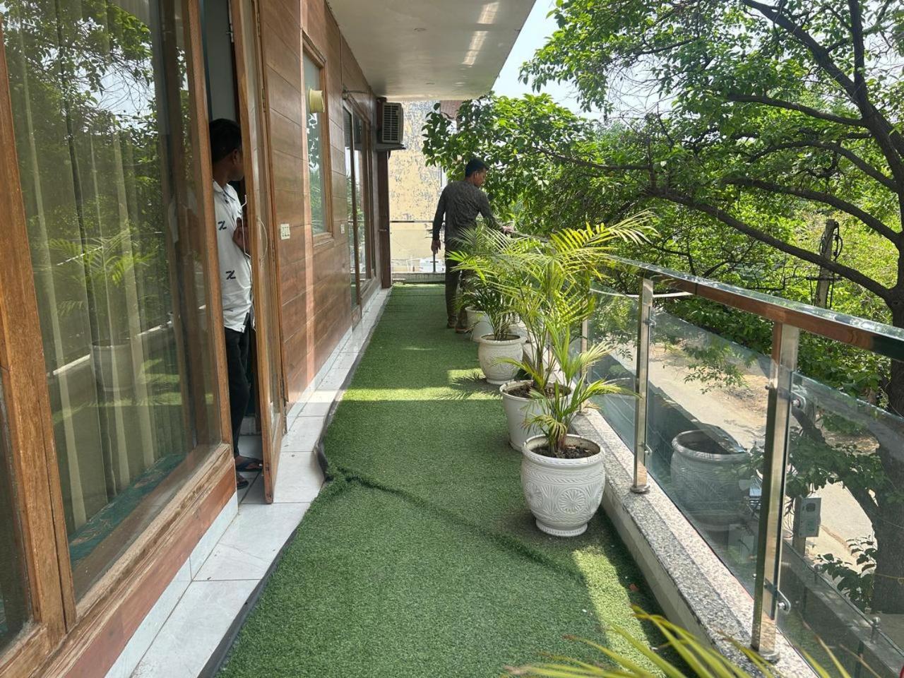 Tanvi Premium Residency Near Artemis Hospital, Gurugram Hotell Gurgaon Eksteriør bilde