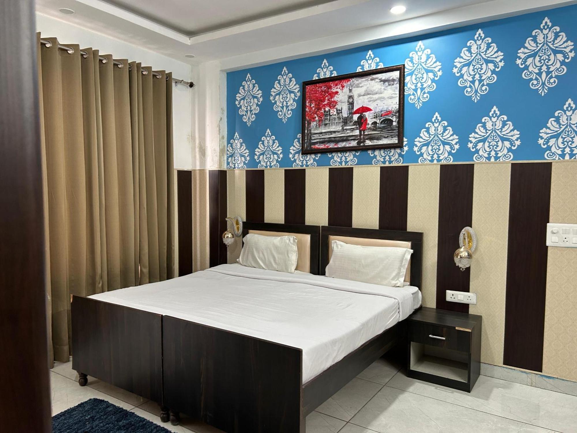 Tanvi Premium Residency Near Artemis Hospital, Gurugram Hotell Gurgaon Eksteriør bilde